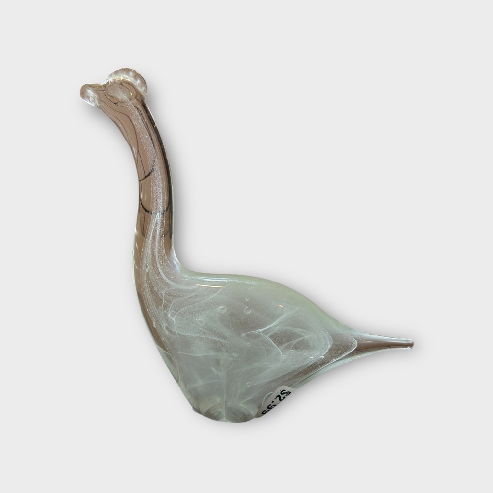 Dynasty Gallery Art Glass Swan Handcrafted Figurine Iridescent Bird Decor